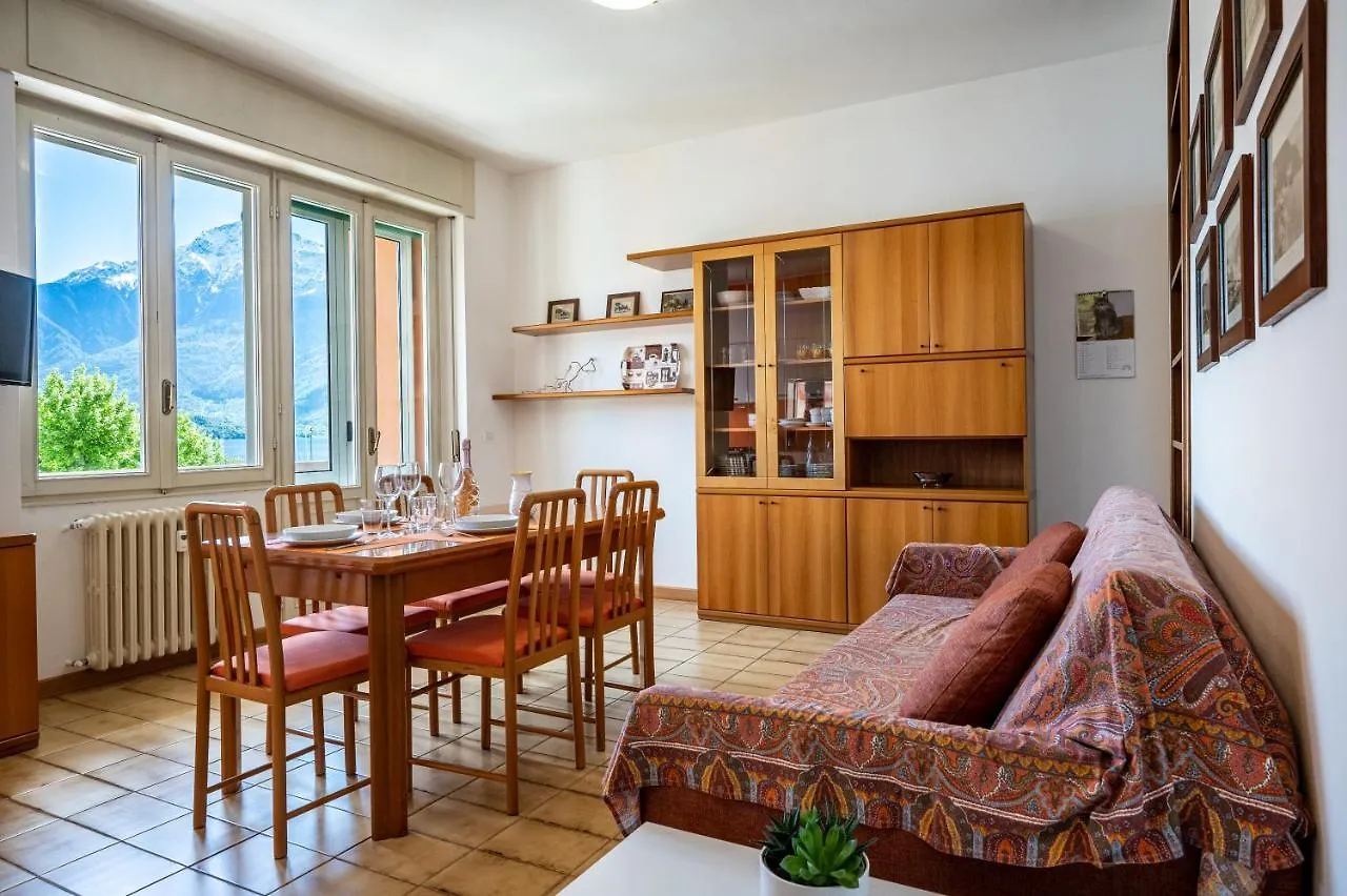 Lakeside Apartment With Balcony And Lake View Gravedona - Larihome A23