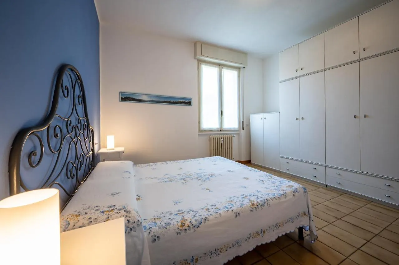 Lakeside Apartment With Balcony And Lake View Gravedona - Larihome A23