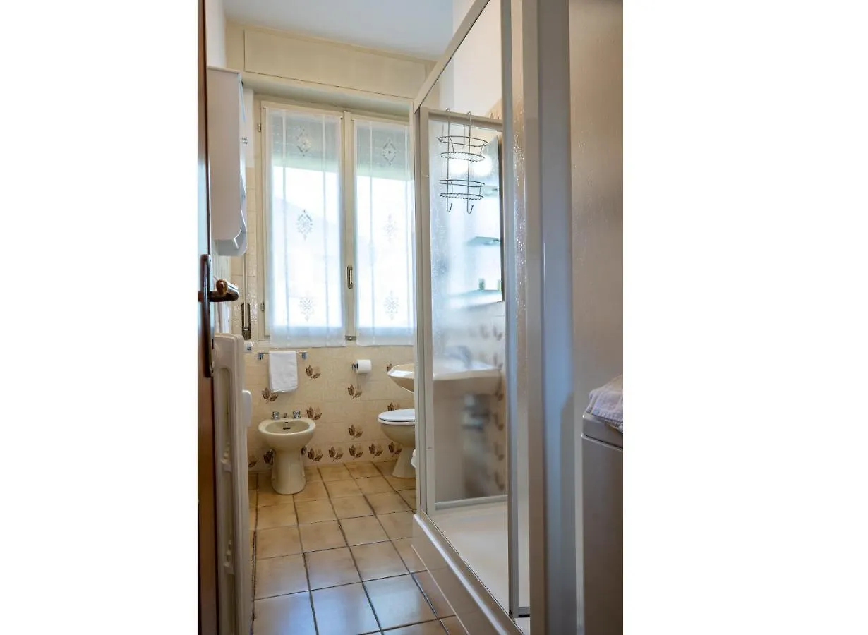 Lakeside Apartment With Balcony And Lake View Gravedona - Larihome A23